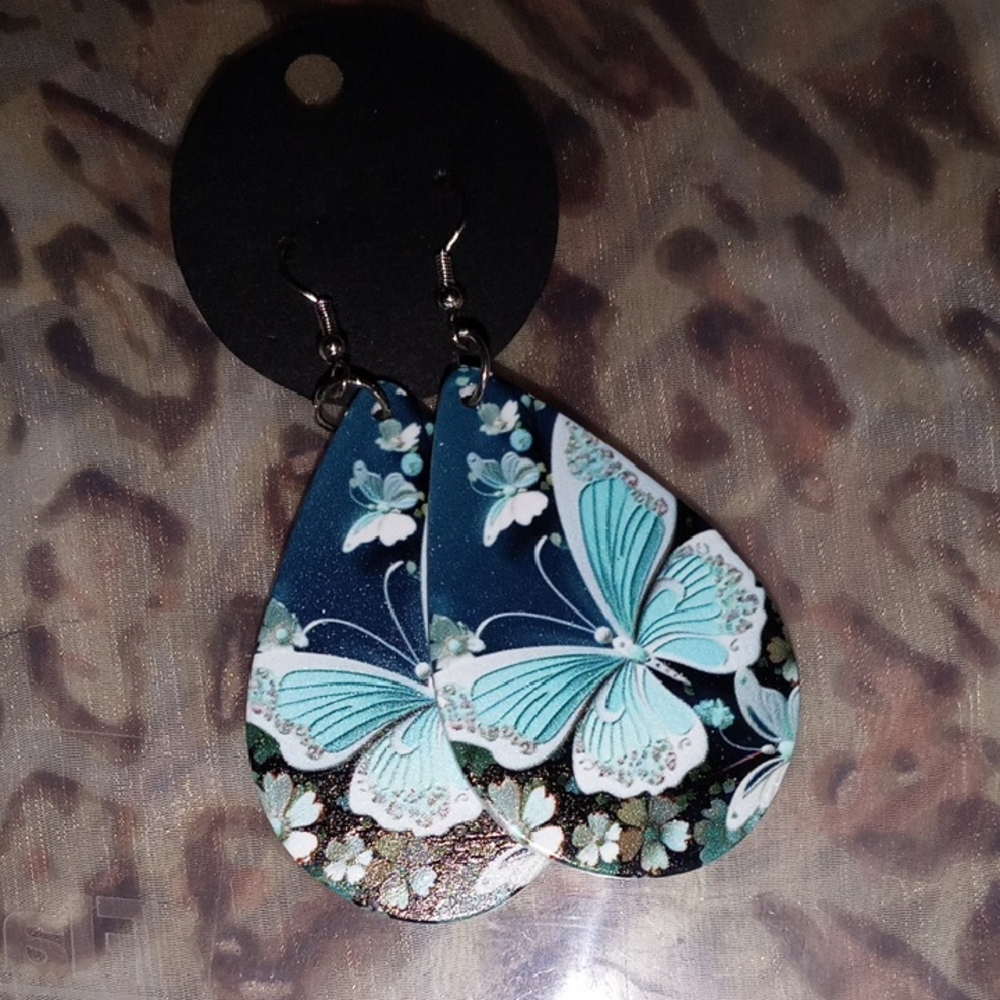 Elegant Butterfly Teardrop Earrings